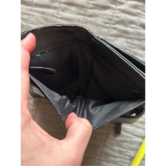 Kenneth Cole Pleather Black Envelope Wallet with Silver Hardware Snap - Picture 7 of 7